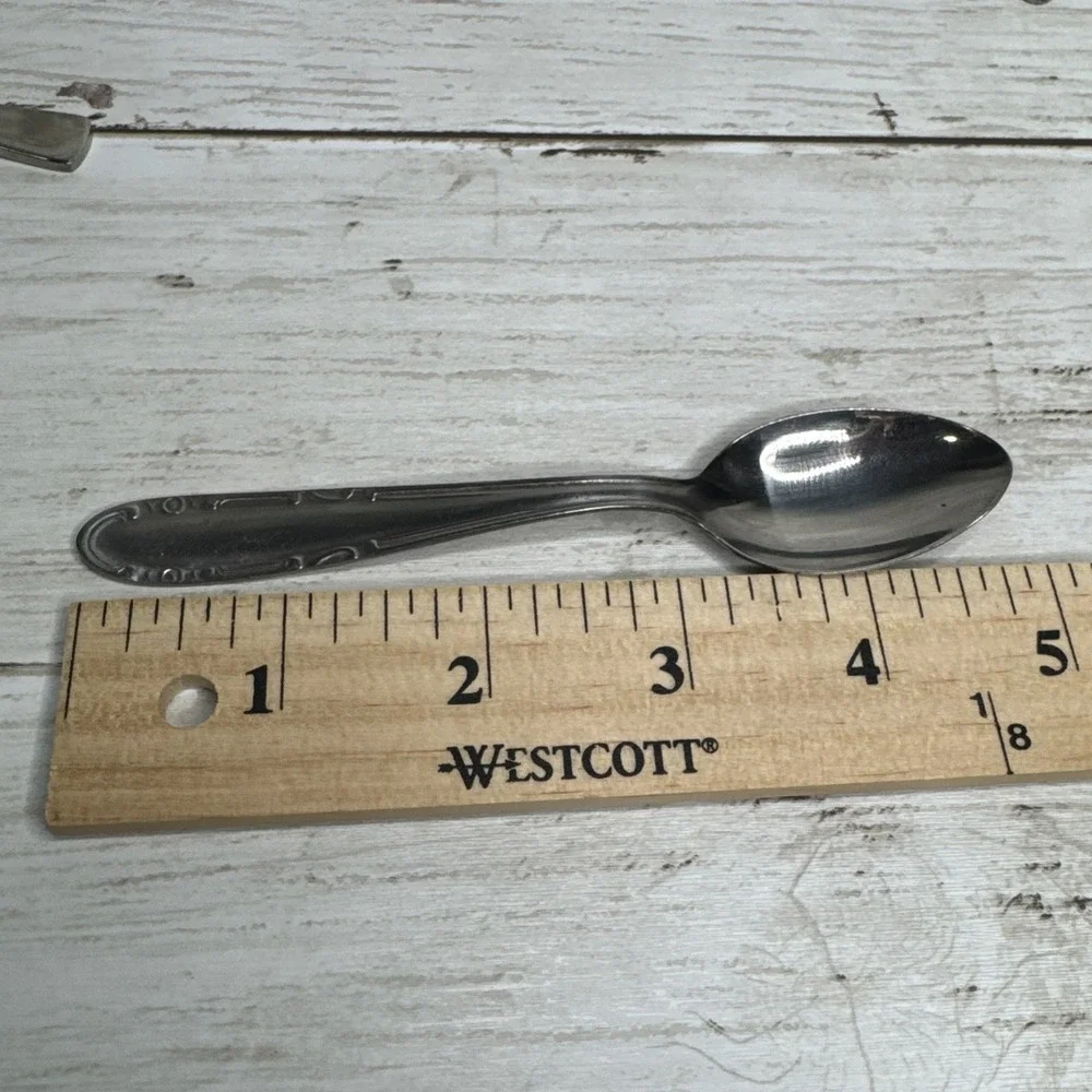 Vintage Inox P Wings Stainless Steel Coffee/Tea Small Spoons Lot Of 4